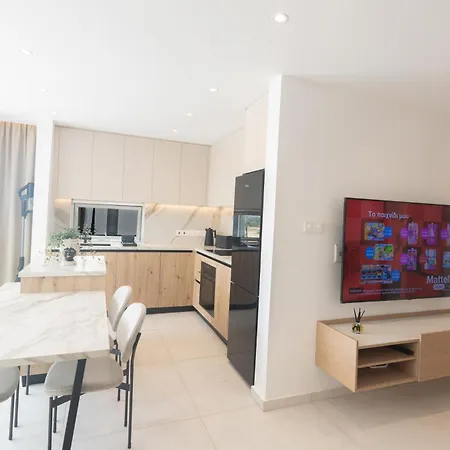 Apartment Mackenzy Dream 202 *