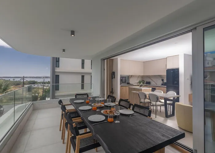 Mackenzy Dream 202 Apartment *