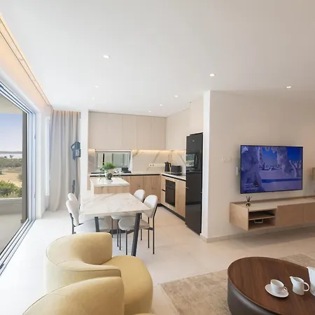 Mackenzy Dream 202 Apartament